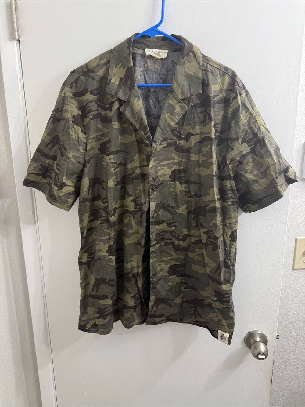 Casual Camo Short-Sleeve Button-Down Shirt - Green